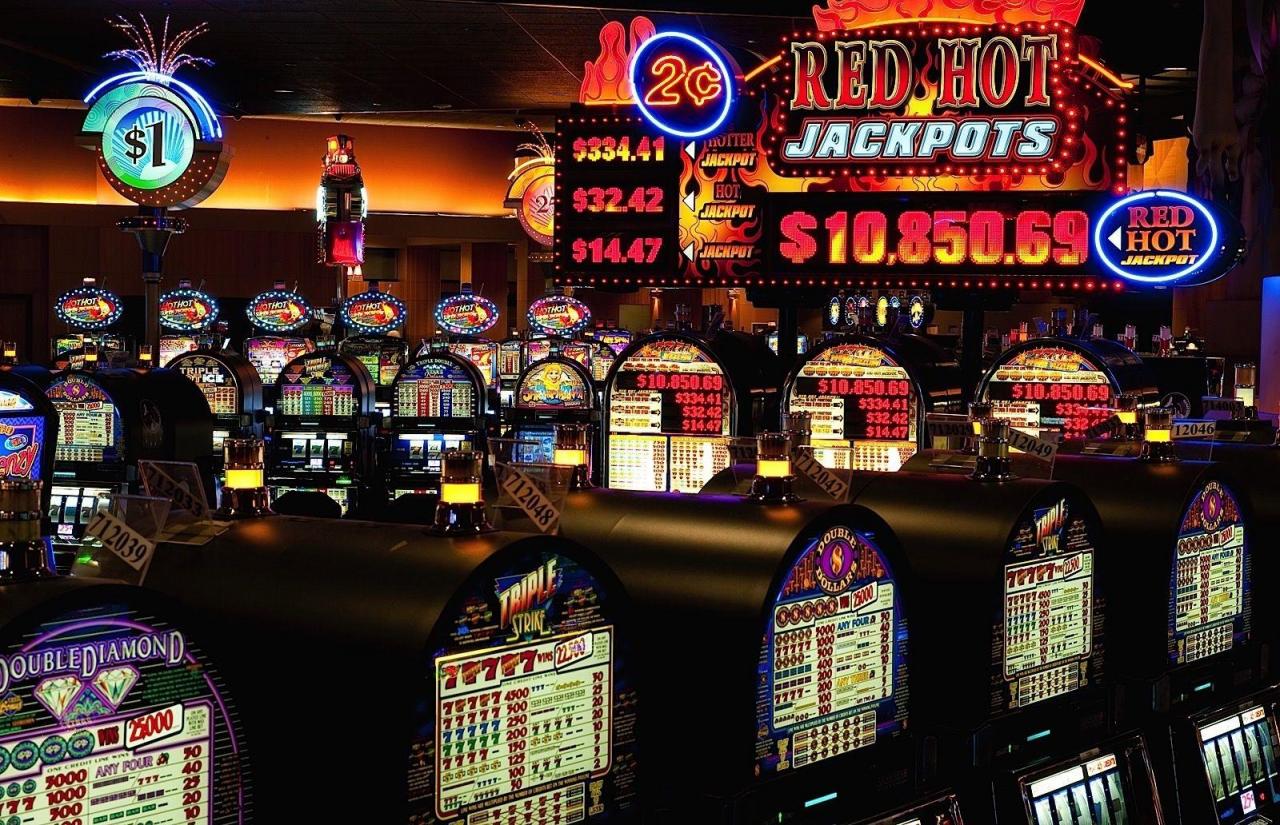 Joy-spel spelar slots och kasinospel